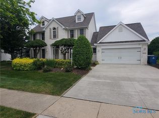 8052 Claude Ct, Sylvania, OH 43560