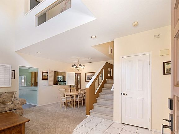 5th image of 2079 Lake Shore Dr Unit A