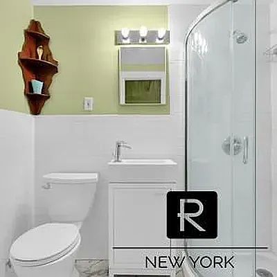 4th image of 127 Lexington Ave APT 1