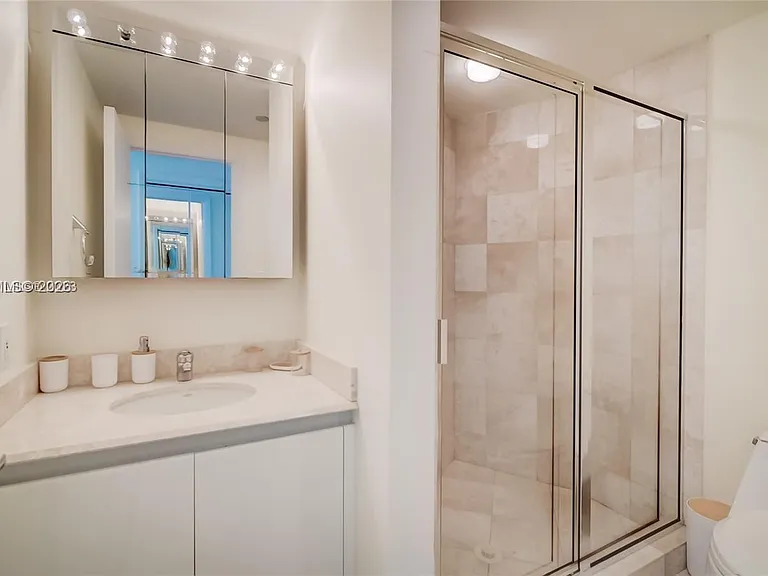 1455 Ocean Dr #902 — Photo 27