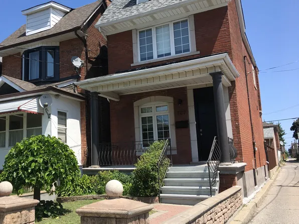 127 Harvie Ave, Toronto, ON M6E 4K5
