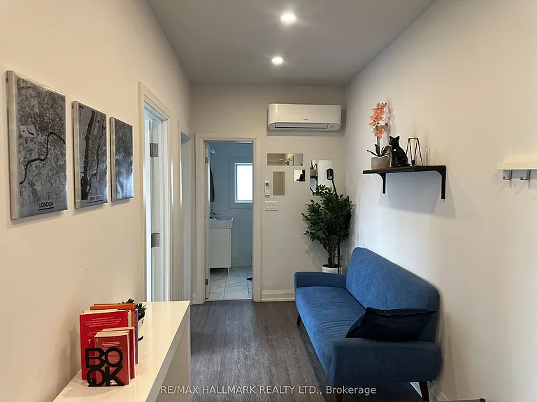595 Saint Clair Ave W #16 — Photo 12