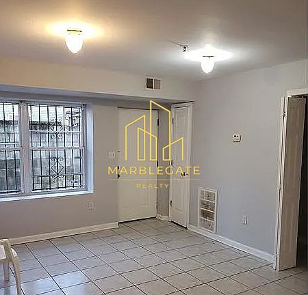 5th image of 61-63 Voorhees St #11
