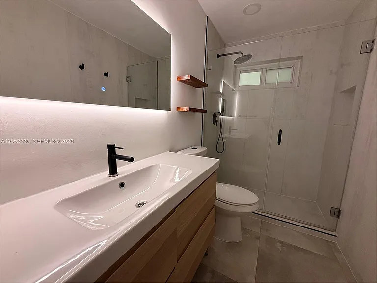 1631 NE 114th St #307 — Photo 19