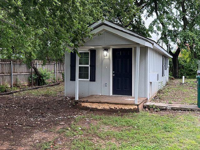 1st image of 344 SE 43rd St