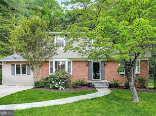 6425 Belleview Dr, Columbia, MD 21046