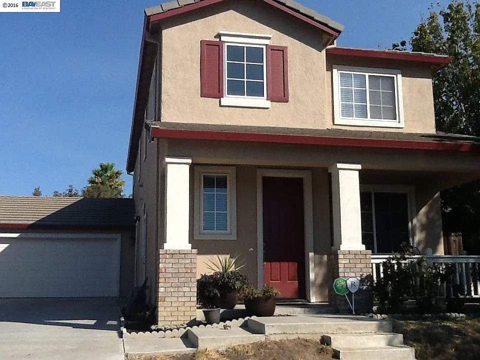 745 Herb White Way photo 1