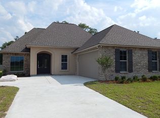 34040 Kingfisher St, Denham Springs, LA 70706