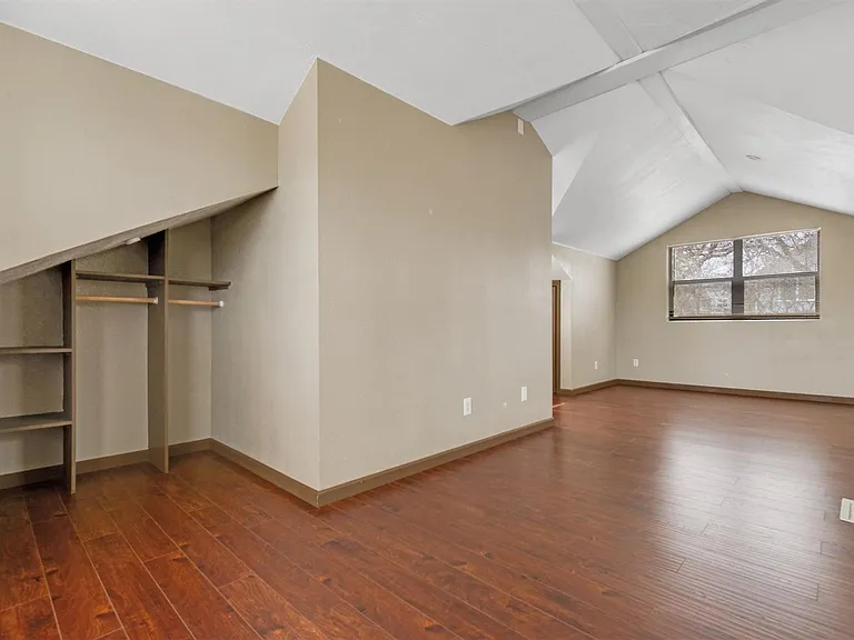 1400 N Cuernavaca Dr #B — Photo 10