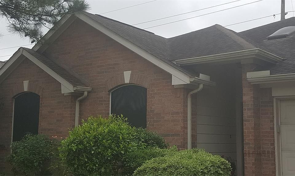 1st image of 21318 Larkhill Ln