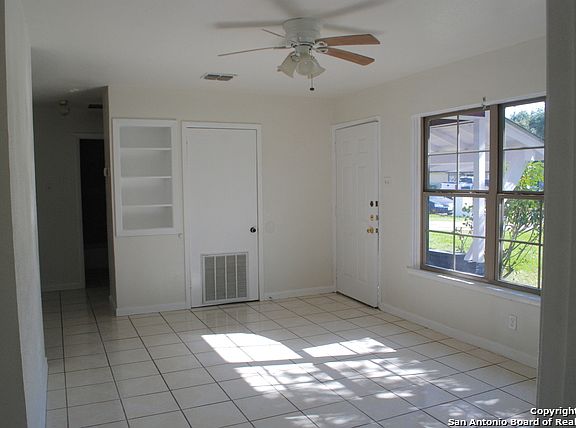 4th image of 5415 Havencrest Dr
