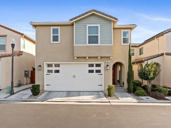 731 N Burgan Ave, Clovis, CA 93611