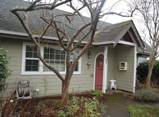 1147 Prospect Ave, Raymond, WA 98577