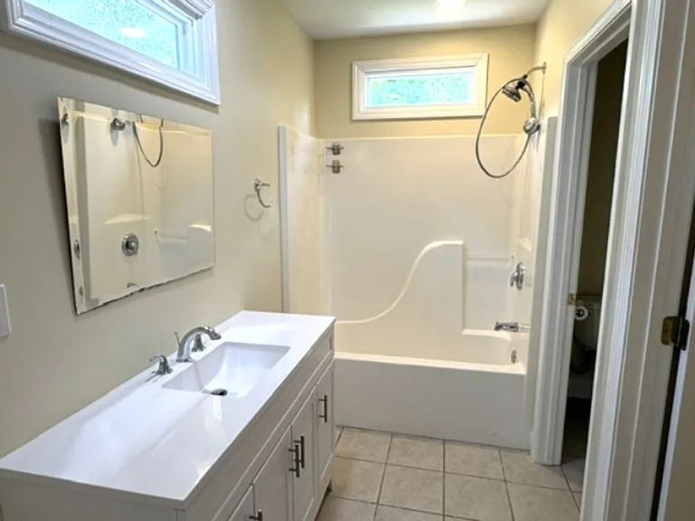 435 Pickens Ct — Photo 25