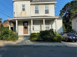 121 Olivia St, Derby, CT 06418