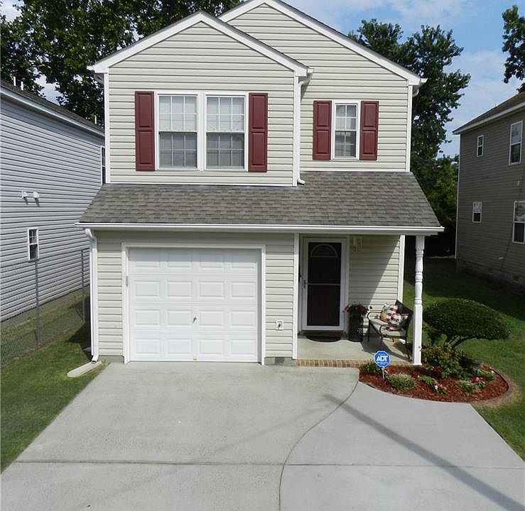 Welcome to 4128 Williamson Street!!! Frontal View - 3 bedrm and 2 1/2 bathrm two-story Colonial style home with over 1,400 sqft. of living space.