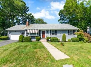 64 Cedarville Rd, Somerset, MA 02726