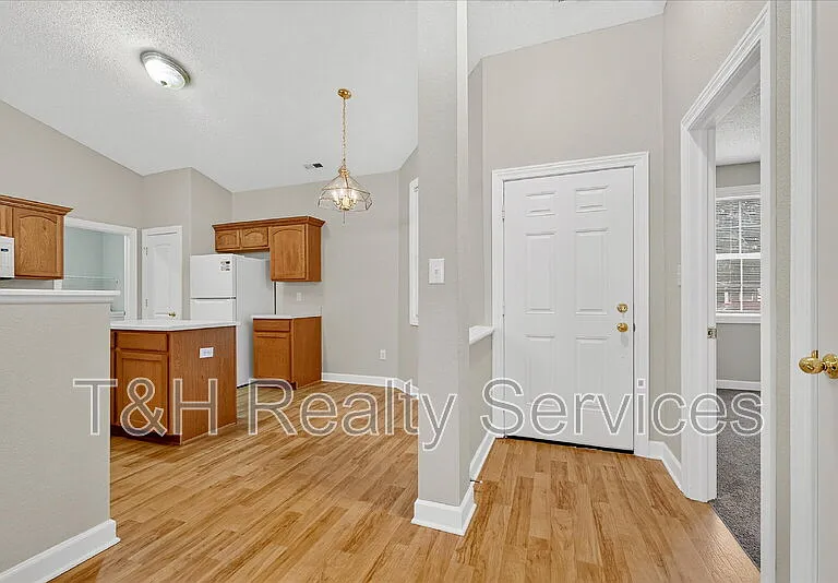 5935 Monticello Square Ln — Photo 4
