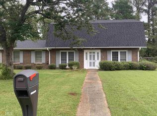 122 Thorndale Dr, Warner Robins, GA 31093
