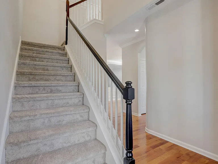 1242 Pawtucket Dr — Photo 31