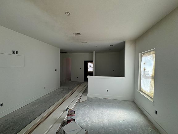 3rd image of 981 N Clinton St #102