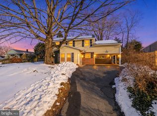 3021 Graham Rd, Falls Church, VA 22042