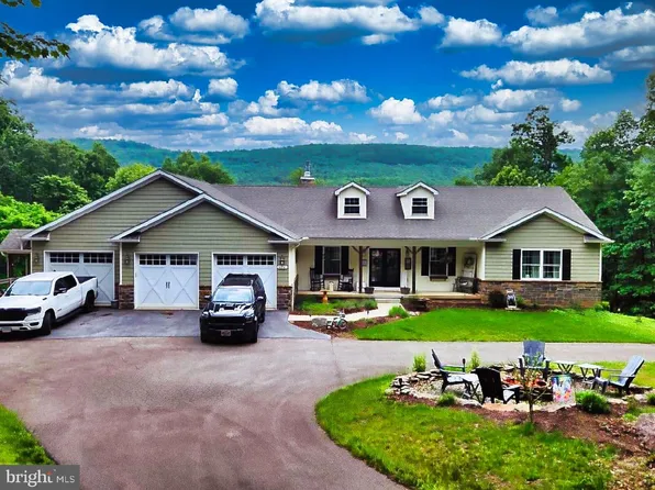 3310 Hawks Hill Ln, Keedysville, MD 21756