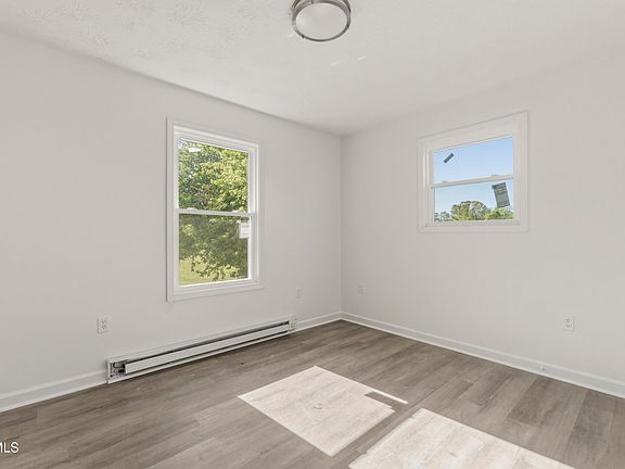 5th image of 3305 Old Kentucky Rd W
