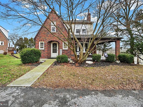 2nd image of 4792 Zeiglers Church Rd