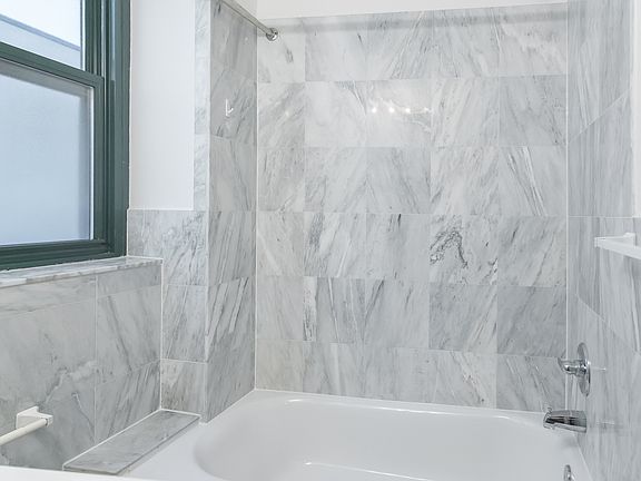 4th image of 150 W 82nd St APT 3E