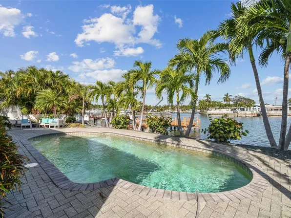 8100 Causeway Blvd S, Saint Petersburg, FL 33707