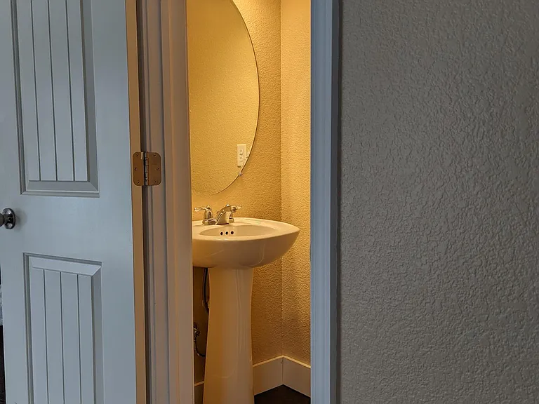 7724 Stetson Highlands Dr — Photo 5