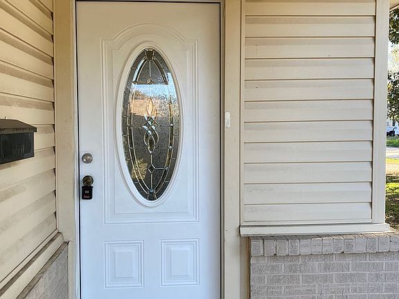 4th image of 2605 Northside Dr