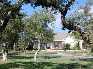 508 S Lariat Cir, Dripping Springs, TX 78620