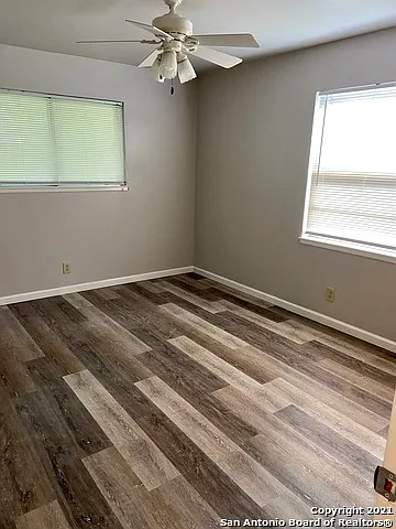 5063 Galahad Dr — Photo 6