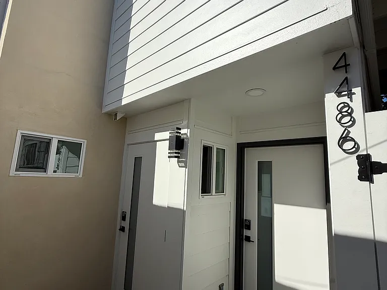 4486 Georgia St — Photo 2