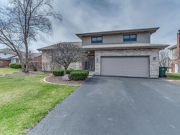 2nd image of 839 Belot Ln