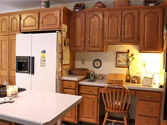 5th image of 1 Sassafras Ln