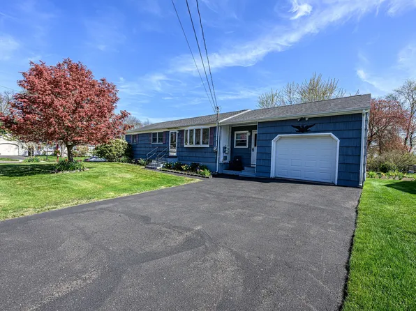 83 Sawmill Road, Milford, CT 06461