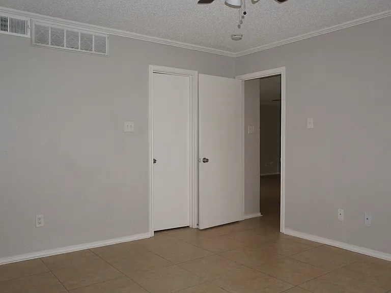2728 Copper Creek Dr #107 — Photo 3