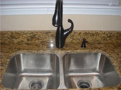 4th image of 1053 Mill Pond Ct