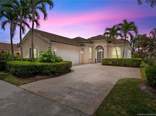 8460 SE Palm Hammock Ln, Hobe Sound, FL 33455