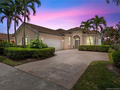 8460 SE Palm Hammock Ln, Hobe Sound, FL, 33455