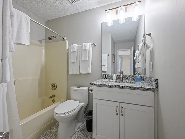 10 Jill Ln — Photo 24