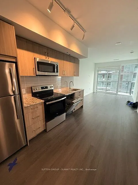 2 bed, $2,200 — Photo 4