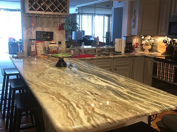 4th image of 2423 Bayshore Blvd #304