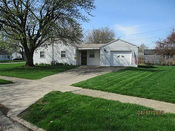 2nd image of 420 Woodland Dr