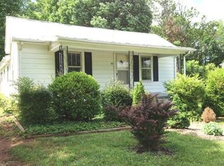 50 Oakhaven Dr, Bassett, VA 24055