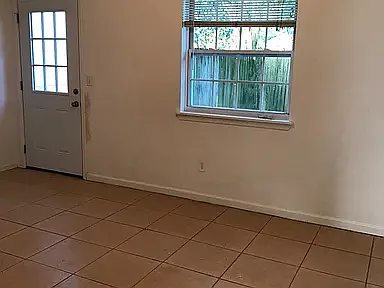 1266 Continental Ct — Photo 3