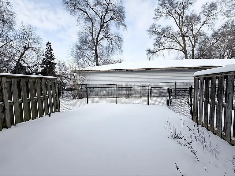 195 Mohawk St — Photo 29